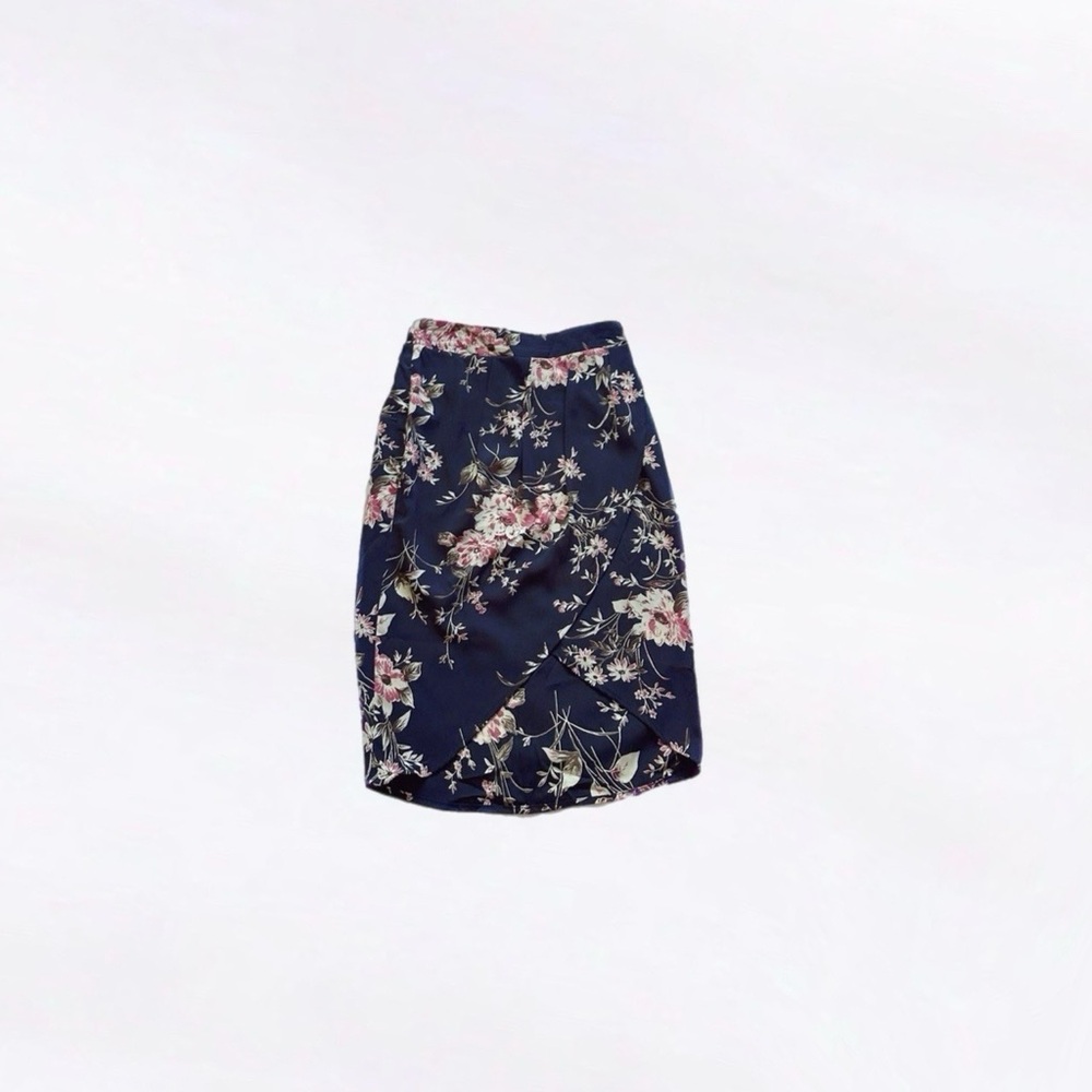 west kei ⋆ floral faux wrap skirt